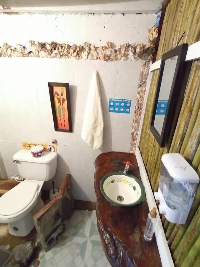 Hospedaje Pirata Express Capurganá Екстериор снимка