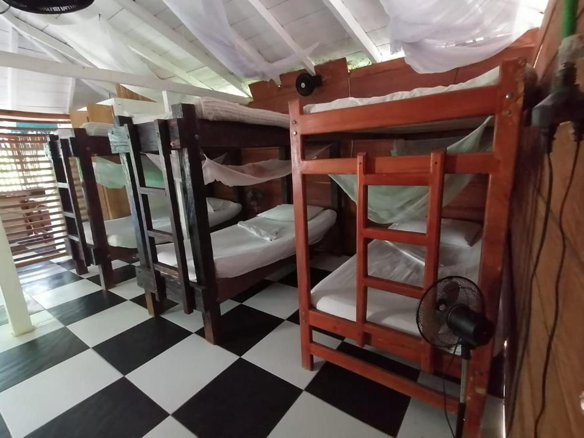 Hospedaje Pirata Express Capurganá Екстериор снимка