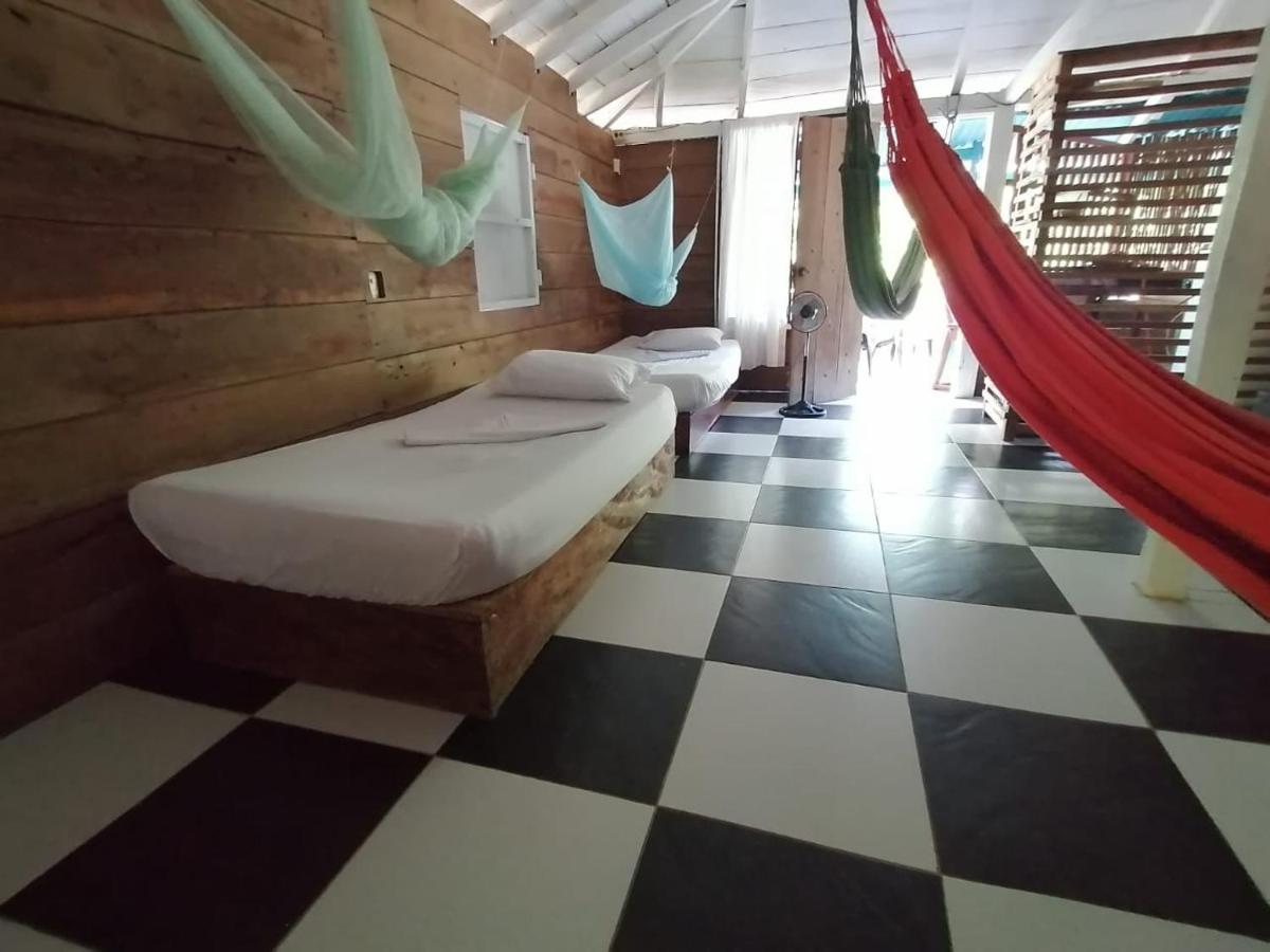 Hospedaje Pirata Express Capurganá Екстериор снимка