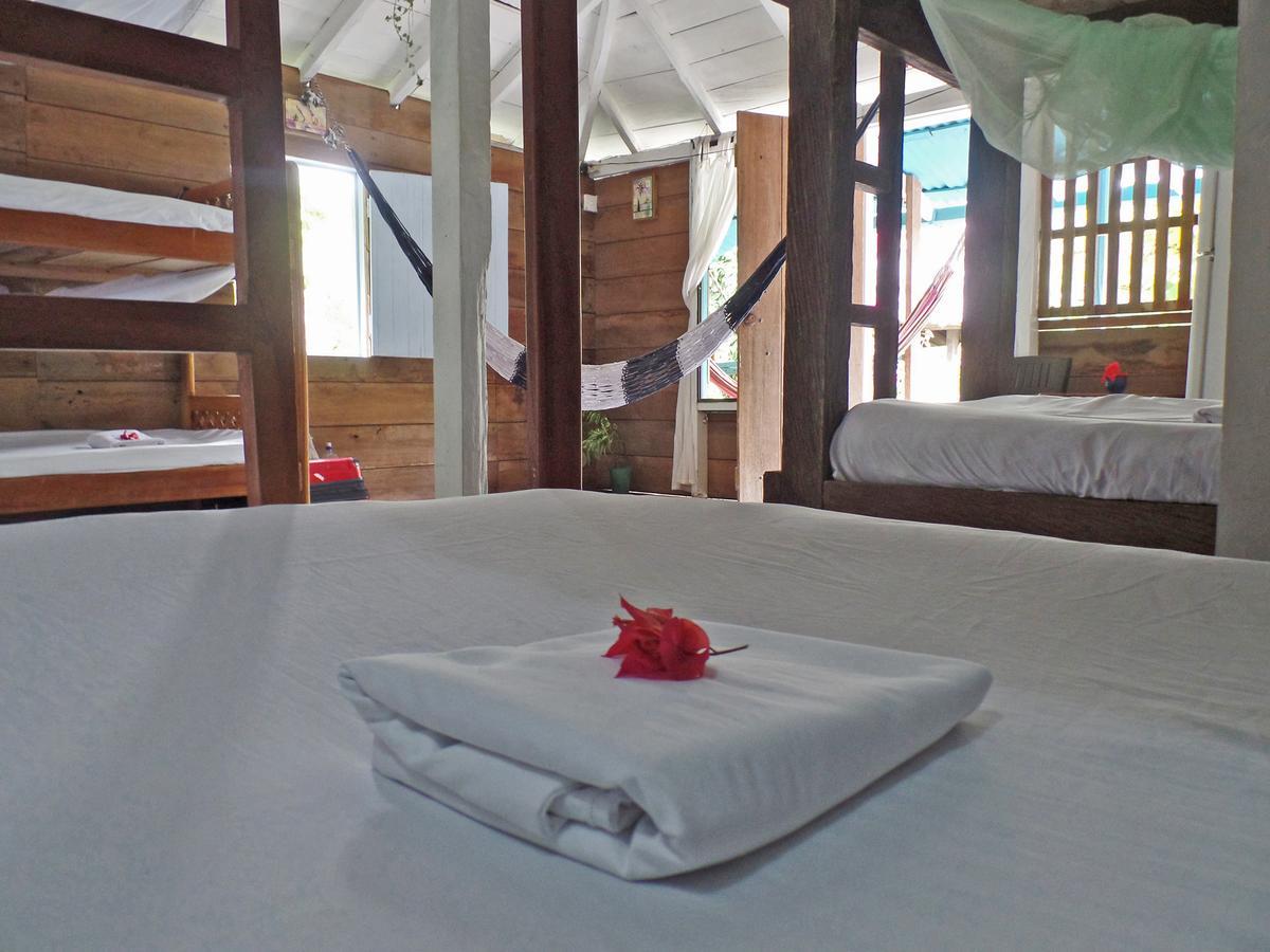 Hospedaje Pirata Express Capurganá Екстериор снимка